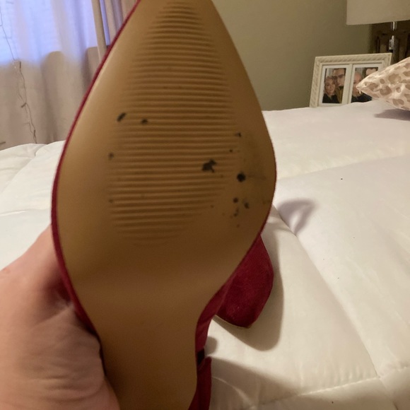 Burgundy bow stilettos - Picture 6 of 10